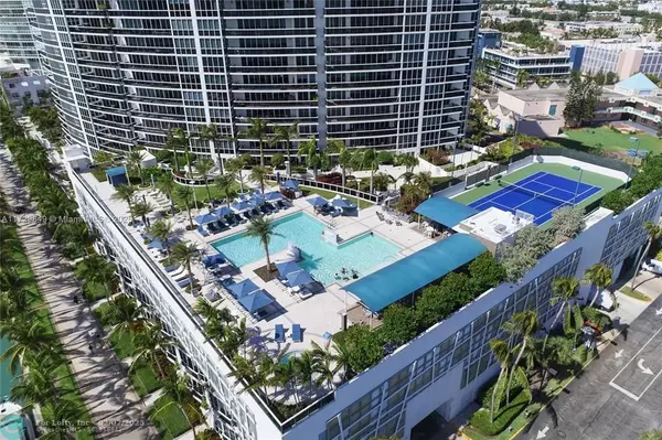 Miami Beach, FL 33139,400 Alton Rd  #1110