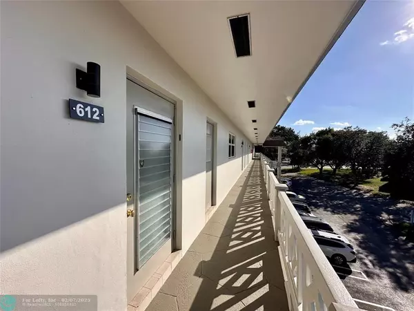 3506 NW 49th Avenue  #612, Lauderdale Lakes, FL 33319