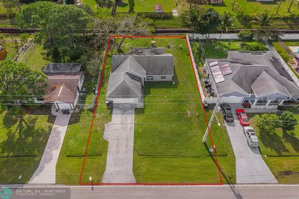 414 SW Lakehurst Dr, Port St Lucie, FL 34983