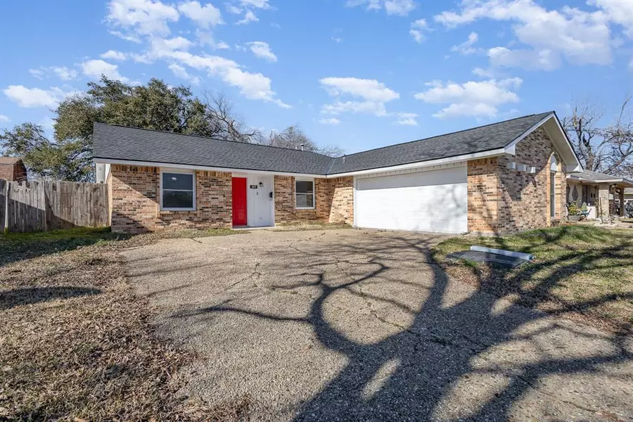 1017 Heritage Drive, Garland, TX 75043