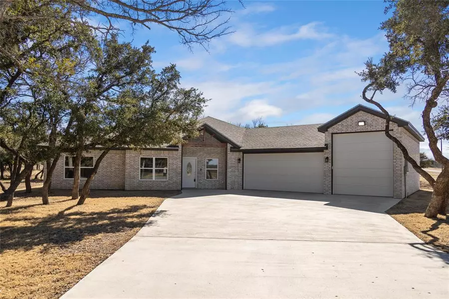 7274 Feather Bay Boulevard, Brownwood, TX 76801