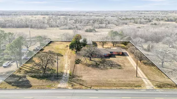 1011 Highway 377 N, Whitesboro, TX 76273