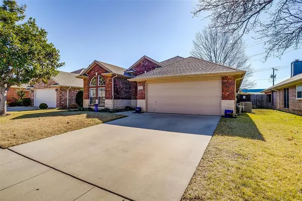 Hurst, TX 76054,309 Chantilly Court