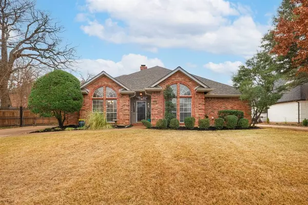 2901 Crestline Drive, Grapevine, TX 76051