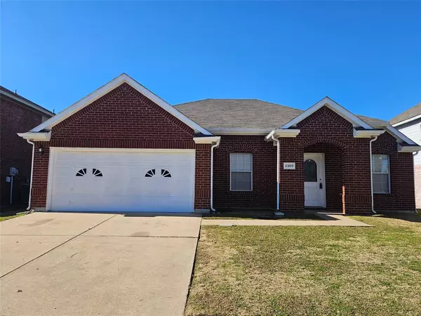 2309 Mainsail Lane, Arlington, TX 76002