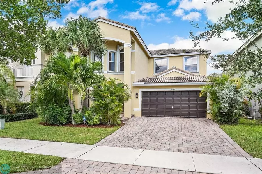 4283 S Magnolia Cir, Delray Beach, FL 33445