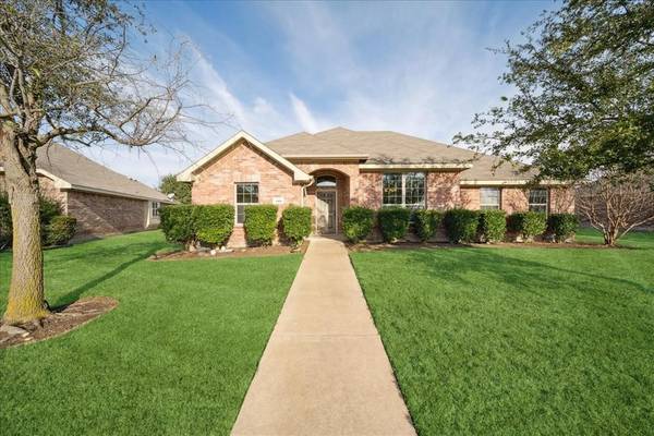 709 Trillium Lane,  Desoto,  TX 75115