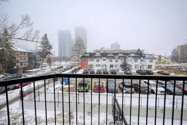 Calgary, AB T2R 0M4,317 14 AVE SW #303