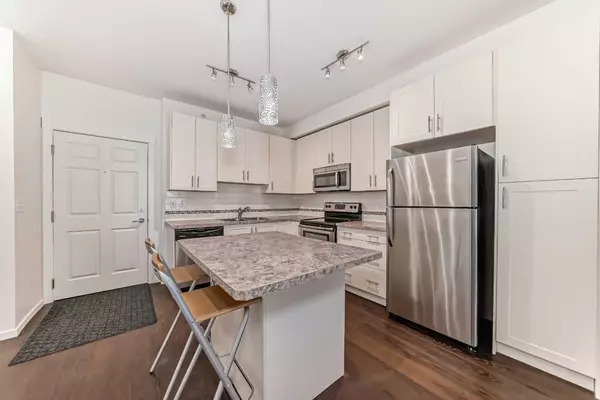 Calgary, AB T2Z 4R2,755 Copperpond BLVD Southeast #1408