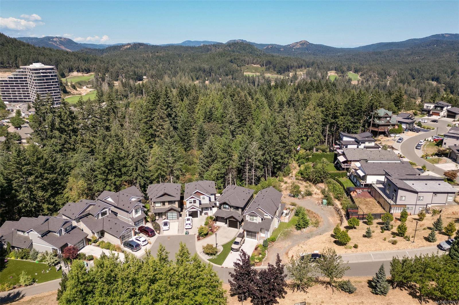 Langford, BC V9B 0S6,1174 Deer Meadow