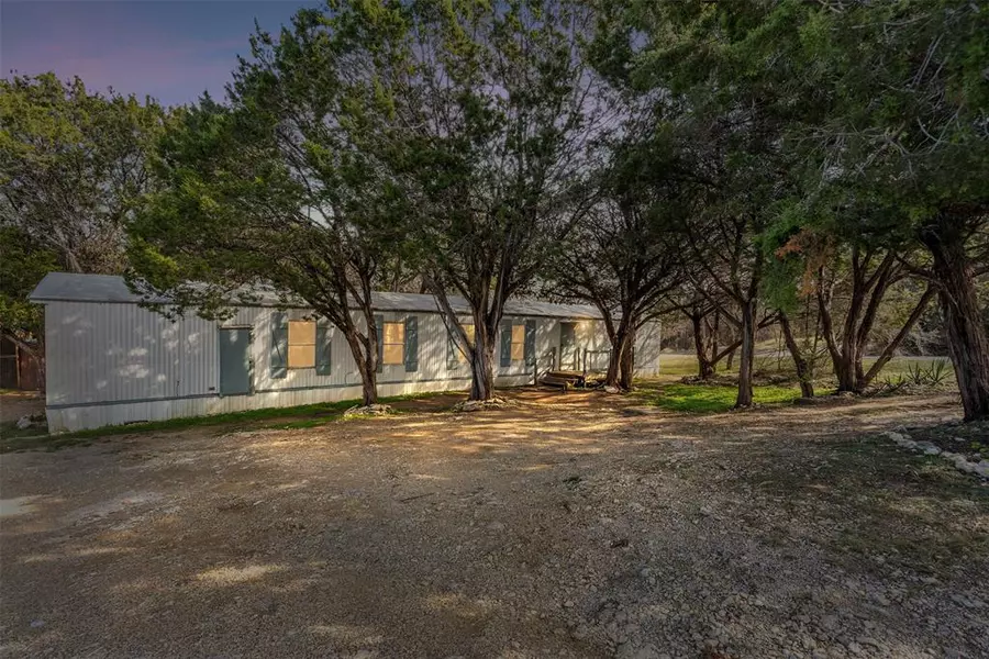 1007 Scenic Drive, Granbury, TX 76048