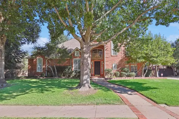 9 Royal Oaks Circle, Denton, TX 76210