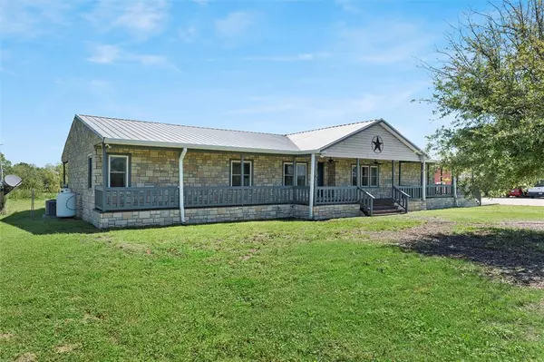 Elm Mott, TX 76640,297 Kelinske Road