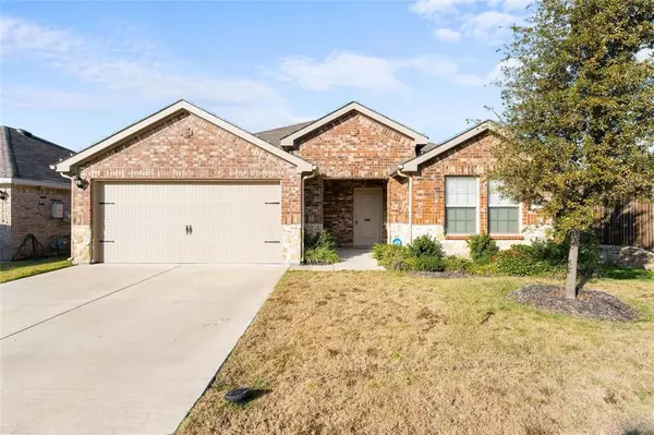 2326 Wisterwood Lane, Crandall, TX 75114