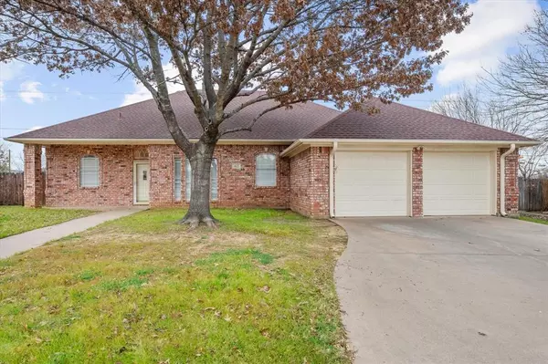 Burleson, TX 76028,412 Springhill Court