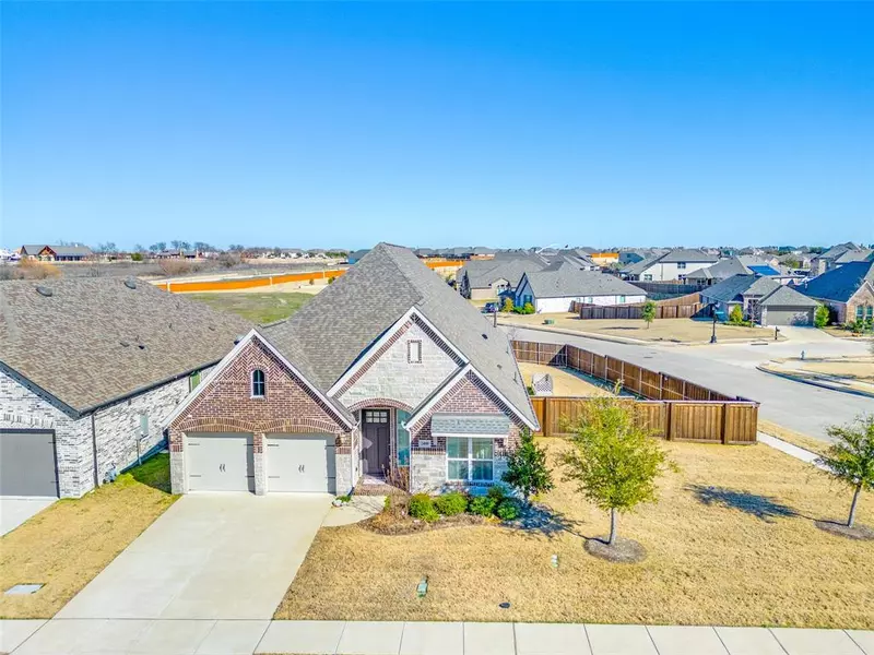 2400 Brightling Bend, Forney, TX 75126