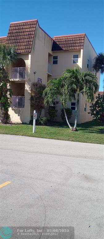 Sunrise, FL 33322,2701 N Pine Island Rd  #212