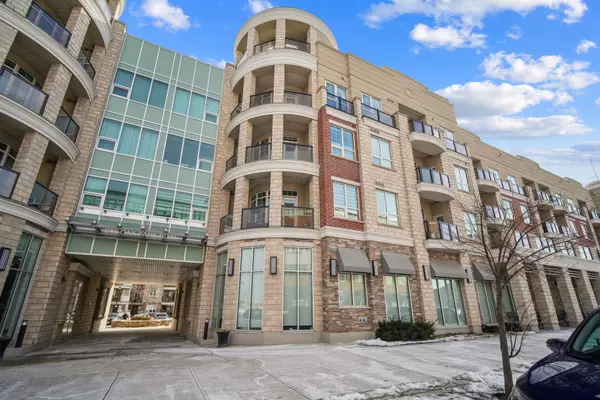 216 Oak Park BLVD #308, Oakville, ON L6H 0H4