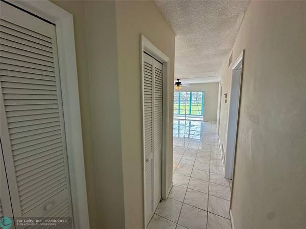 Pompano Beach, FL 33064,2650 W Golf Blvd  #256