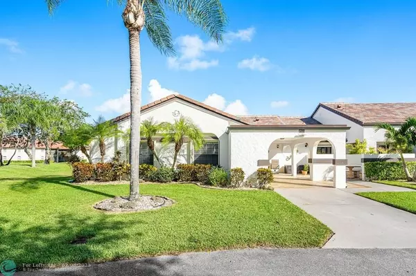 5526 E Parkwalk Circle, Boynton Beach, FL 33472