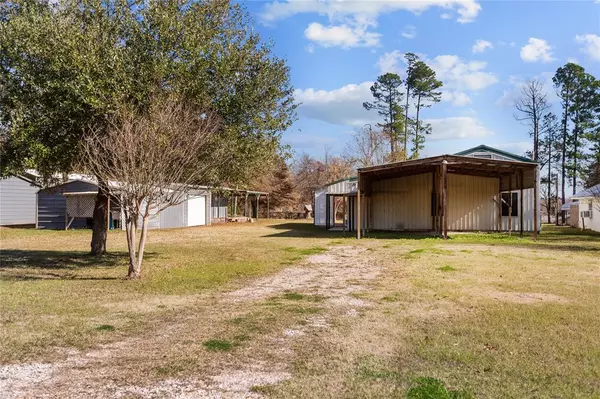 Mineola, TX 75773,295 County Road 2298