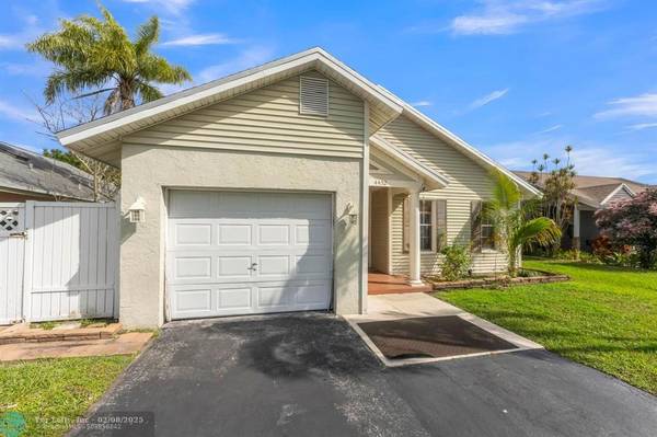 4452 NW 99 WAY, Sunrise, FL 33351