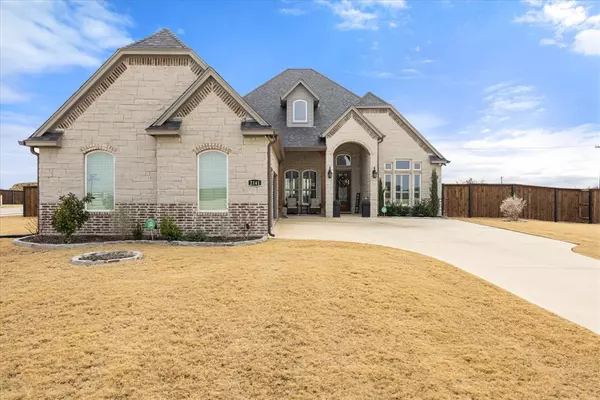 2141 Vanderbilt Drive, Weatherford, TX 76088