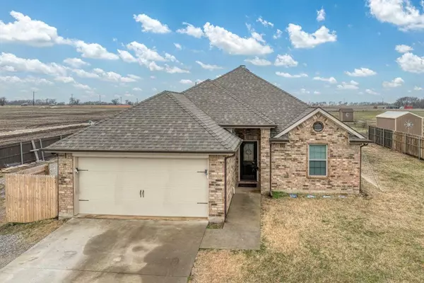 3925 Bennett Road, Howe, TX 75459