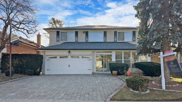 14 Weatherstone CRES, Toronto C15, ON M2H 1C2