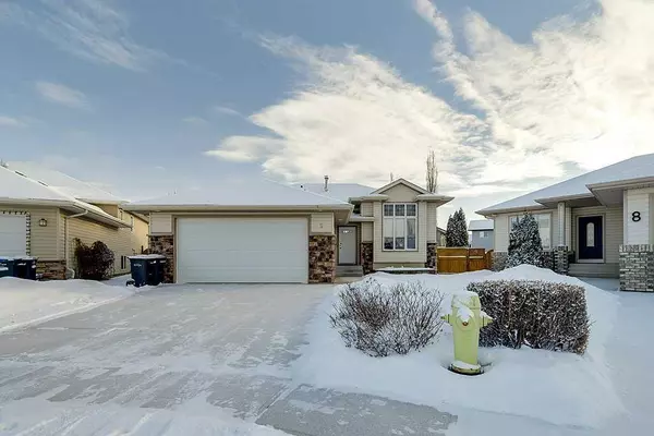 Sylvan Lake, AB T4S 2L2,9 Filbert Close