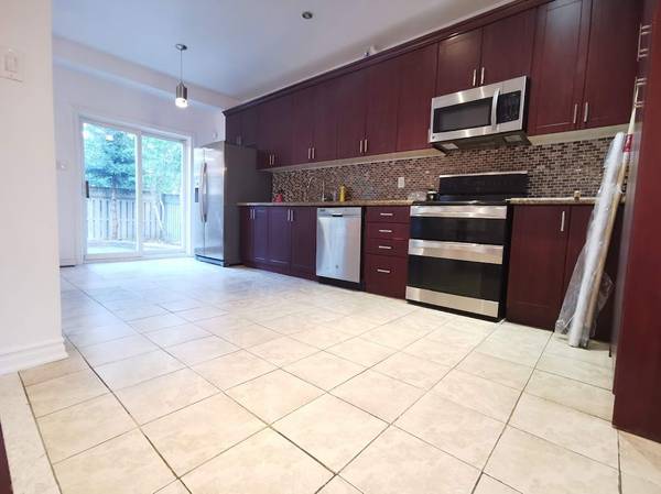 Vaughan, ON L6A 3K5,31 Pietro DR #Upper