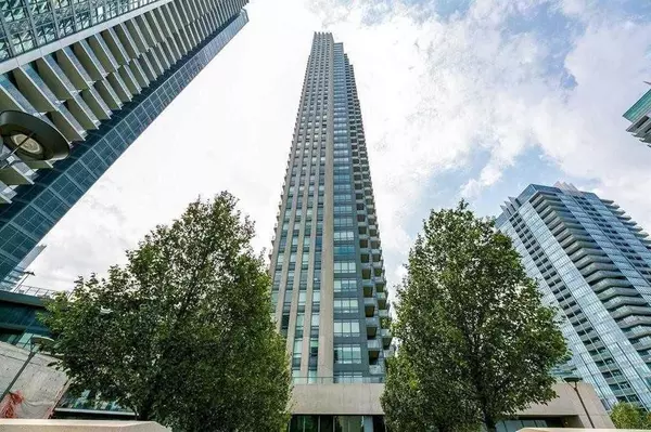 36 Park Lawn RD #2901, Toronto W06, ON M8Y 0E5