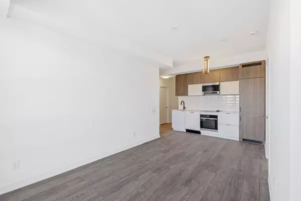 Richmond Hill, ON L4C 6Z1,8888 Yonge ST #512