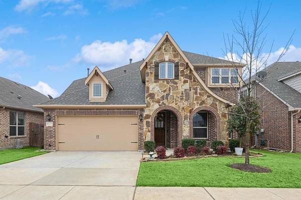 9117 Conroe Drive, Argyle, TX 76226