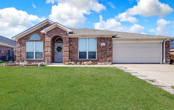 1603 Mt Zion Drive, Arlington, TX 76018