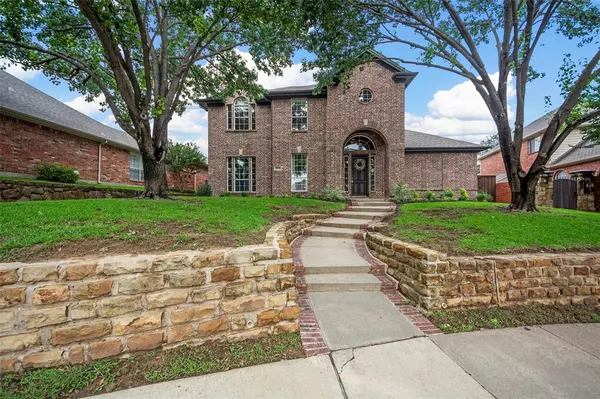 7206 Persimmon Court, Garland, TX 75044