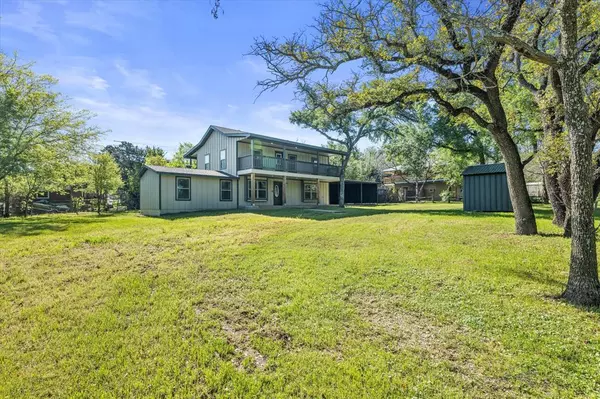 Granbury, TX 76048,4321 Green Oak Drive