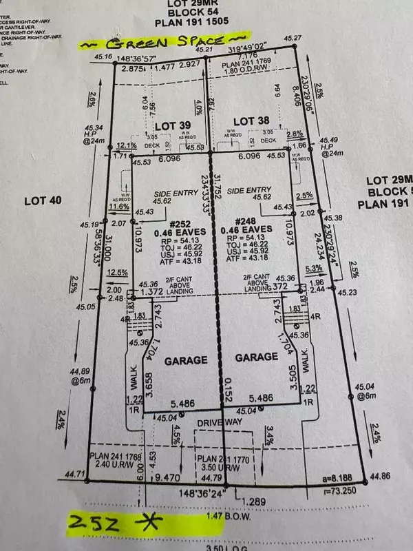 Calgary, AB T2X 5Z6,252 Legacy Glen Parade SE