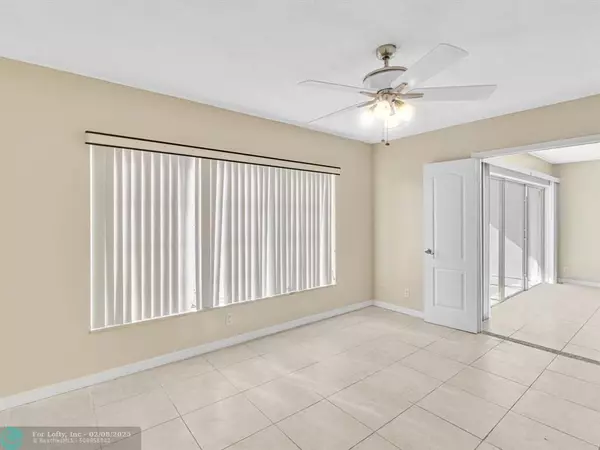 Pompano Beach, FL 33069,3150 N Palm Aire Dr  #508