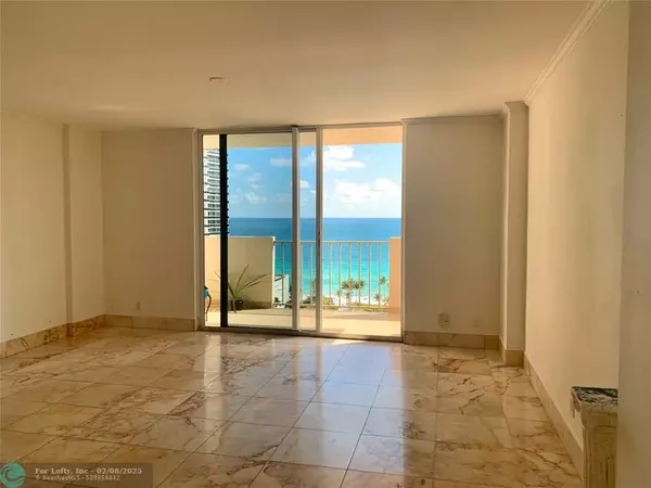 Hallandale Beach, FL 33009,1865 S Ocean Dr  #20M