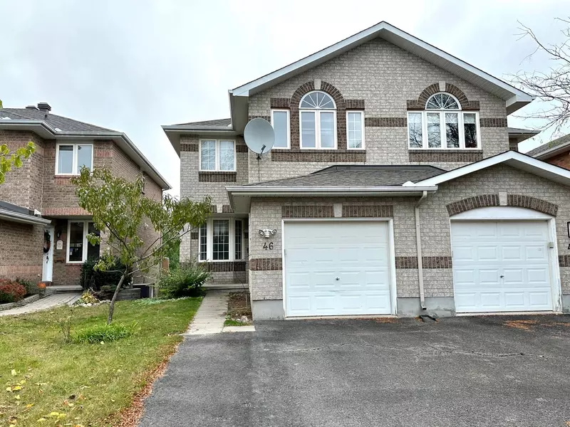 46 Highmont CT, Kanata, ON K2T 1B2