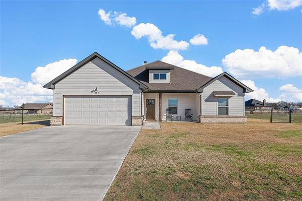 261 Read Ranch Drive, Paradise, TX 76073