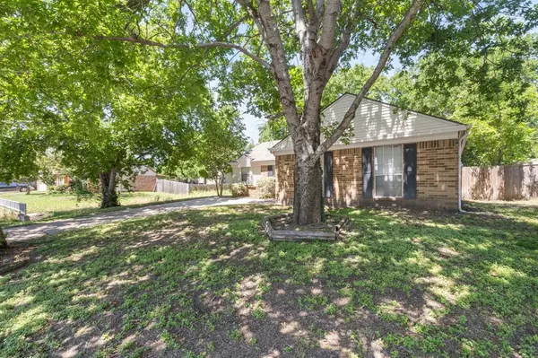 Fort Worth, TX 76137,7009 Buttonwood Drive