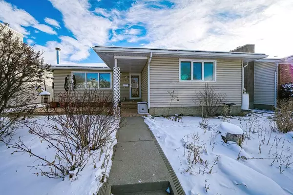 229 Madeira CRES NE, Calgary, AB T2A4N3