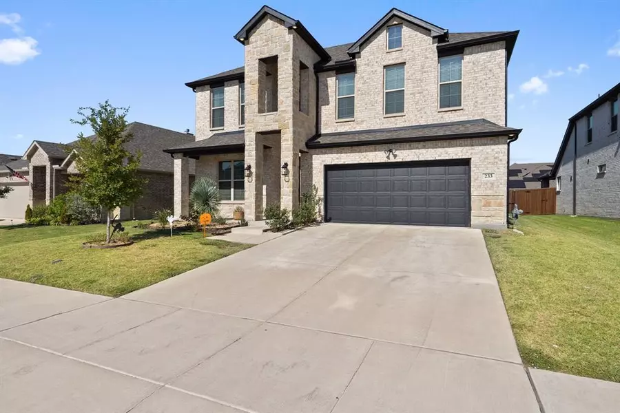 233 Braves Way, Lavon, TX 75166