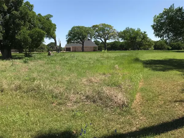 7141 Sandy Oaks Drive, Whitney, TX 76692