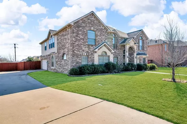 Kennedale, TX 76060,801 Sunrise Drive