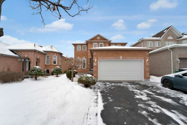 75 Red Maple DR, Brampton, ON L6X 4M1