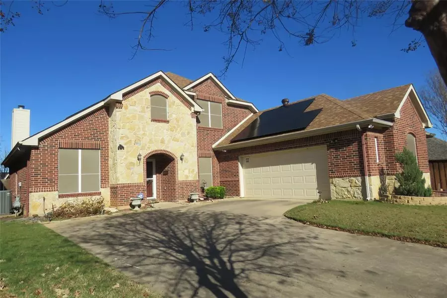 313 Hidden Lake Court, Burleson, TX 76028