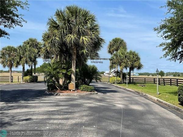 Lake Placid, FL 33852,204 UNBRIDLE WAY